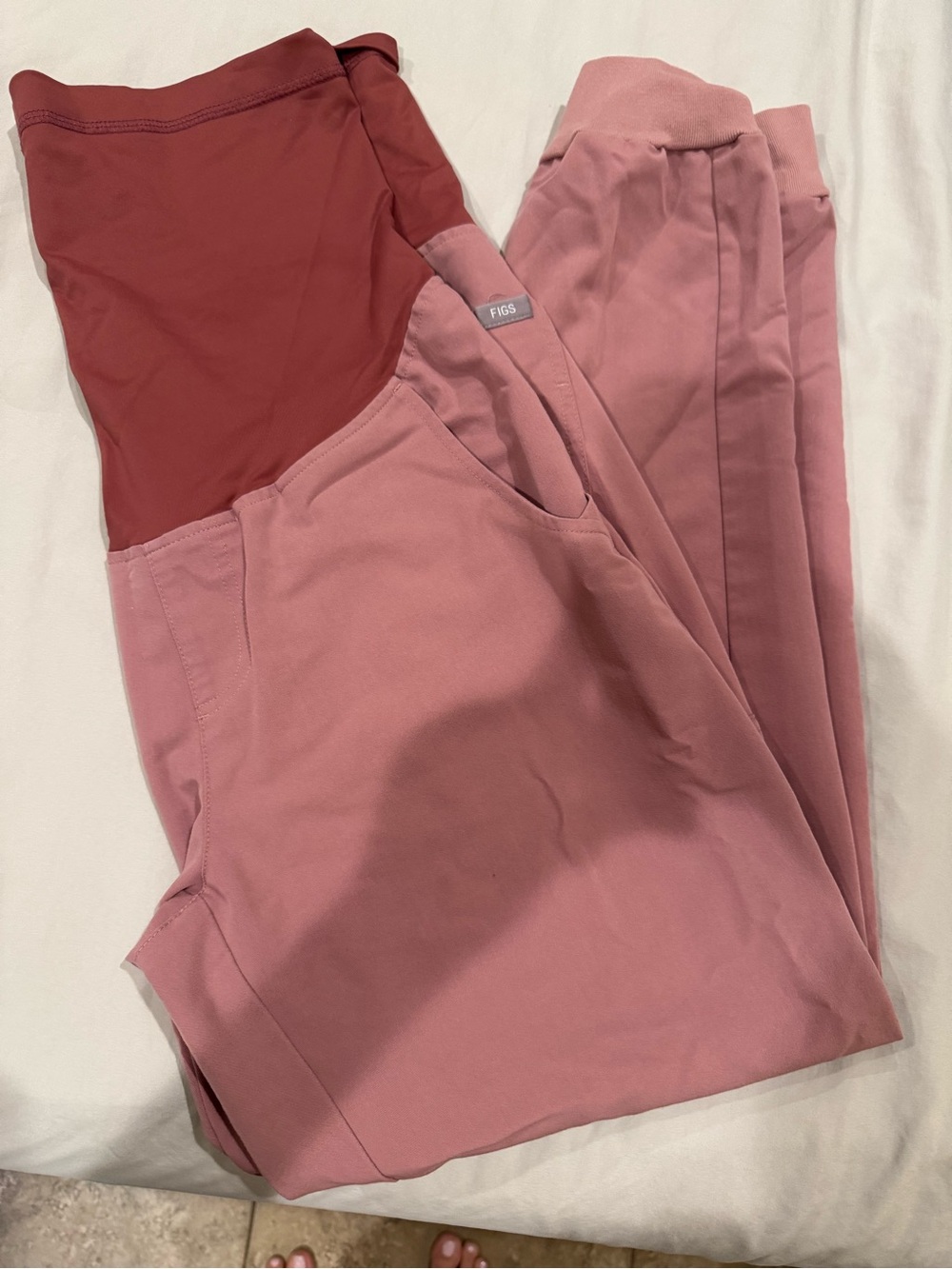 FIGS maternity scrub Zamora Joggers size medium